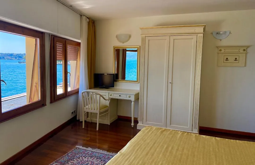 Camere Al Veliero-1
